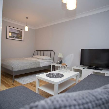 Cr Apartament Scisle Centrum Aleja Bluesa Bialystok Exterior photo